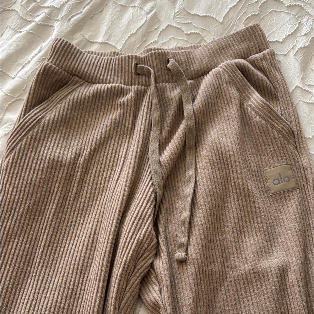 Ribbed Tan Joggers & Sweatshirt set - Picture 2 of 3